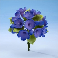 Bukiet kwiatów z dragantu - fiołki
