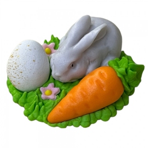 Dekoracja cukiernicza - Zajączek na trawie