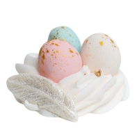 Dekoracje cukrowe - gniazdka wielkanocne z jajkami kolorowymi