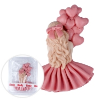 Figurka cukrowa - Zakochana dama blondynka