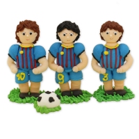Figurki cukrowe - trzej piłkarze w niebieskich strojach
