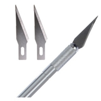 Skalpel cukierniczy metalowy